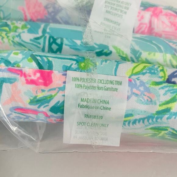 Lilly Pulitzer Padded Fabric Hangers 3pc New Tropical Print Sweater Hanger - Picture 3 of 3
